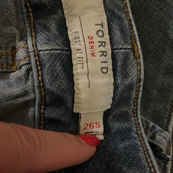 TORRID- Jegging Skinny High Rise Jeans - Picture 8 of 8